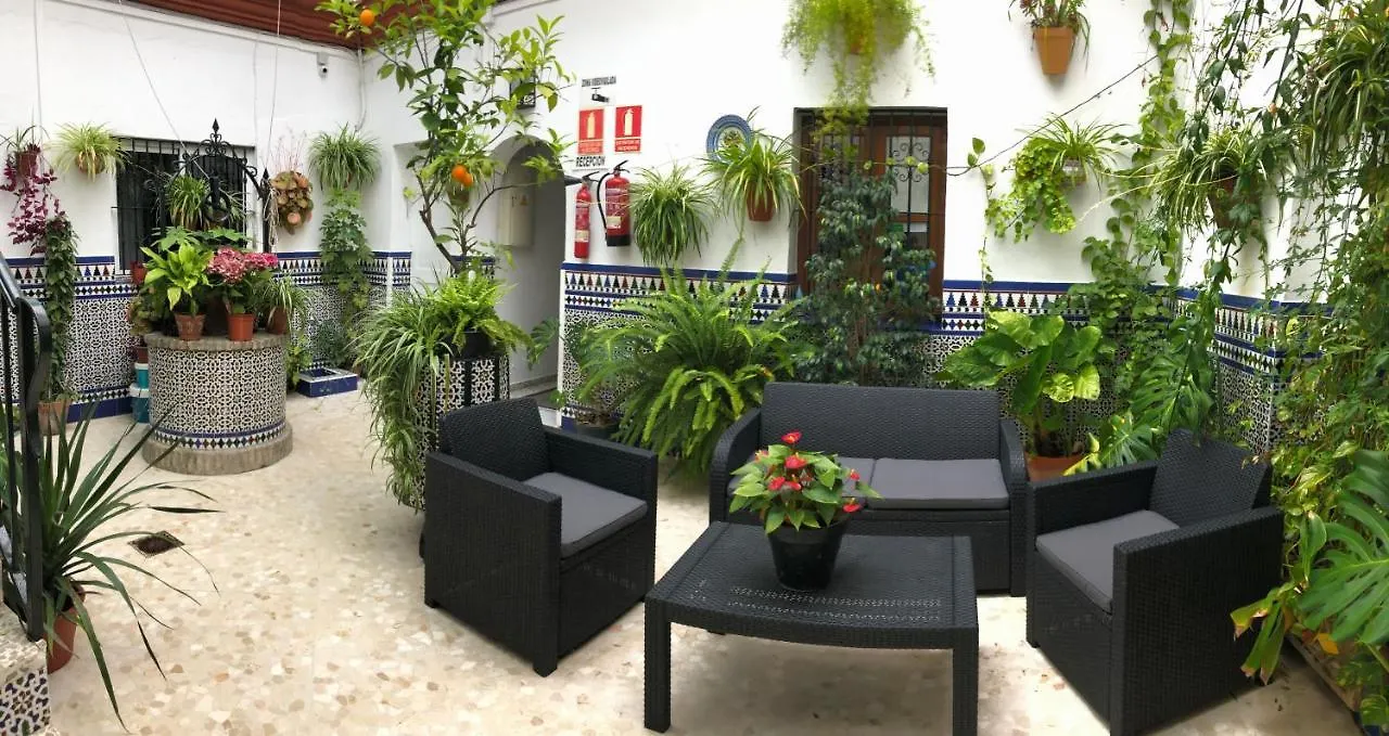 Hostal Mellizo Lebrija Guest house